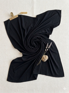 Thuraya Premium Scarf - Black